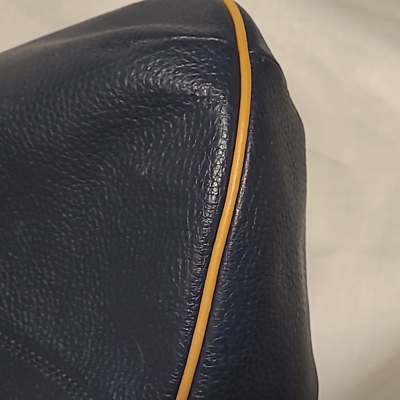 Maxx NY Navy Leather purse - Picture 5 of 12